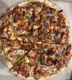 Man-O-Salwa Pizza & Kebab
