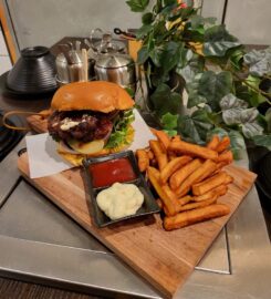 Yuguro Fusion Grill and Soup Pot