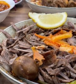 Abu Noaas Restaurant